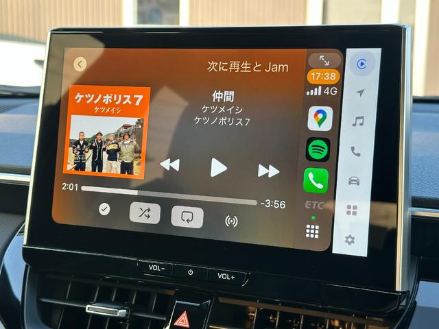 カローラクロス ハイブリッド Z 【登録済未使用車!パノラマルーフ!】パノラミックビューモニター! ブラインドスポットモニター アドバンストパーク 10.5インチディスプレイオーディオ ハンズフリーパワーバッグドア AC100V電源!(65枚目)