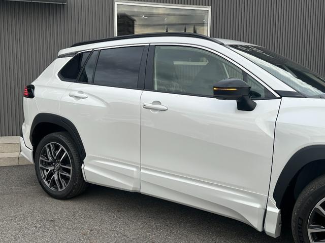 カローラクロス ハイブリッド Z 【モデリスタエアロ!!改モデル!!!】パノラミックビューモニター アドバンスドパーク ステアリングヒーター 置くだけ充電 ブラインドスポットモニター ETC2.0 10.5インチディスプレイオーディオ(17枚目)