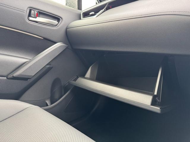 カローラクロス ハイブリッド Z 【モデリスタエアロ!!改モデル!!!】パノラミックビューモニター アドバンスドパーク ステアリングヒーター 置くだけ充電 ブラインドスポットモニター ETC2.0 10.5インチディスプレイオーディオ(67枚目)