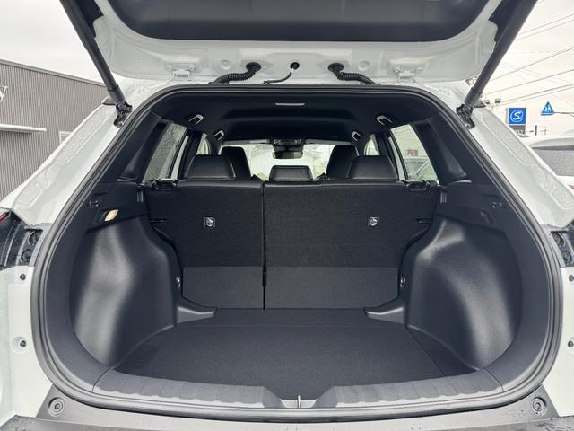 カローラクロス ハイブリッド Z 【モデリスタエアロ!!改モデル!!!】パノラミックビューモニター アドバンスドパーク ステアリングヒーター 置くだけ充電 ブラインドスポットモニター ETC2.0 10.5インチディスプレイオーディオ(77枚目)