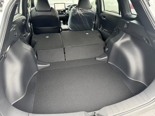 カローラクロス ハイブリッド Z 【モデリスタエアロ!!改モデル!!!】パノラミックビューモニター アドバンスドパーク ステアリングヒーター 置くだけ充電 ブラインドスポットモニター ETC2.0 10.5インチディスプレイオーディオ(79枚目)