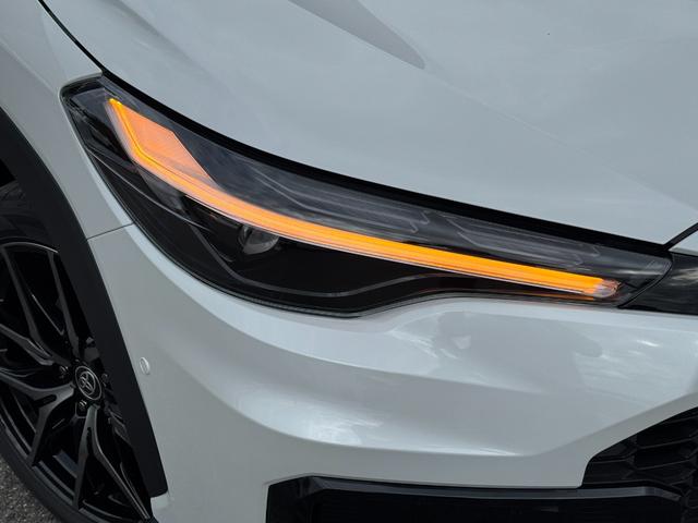 TOYOTA COROLLA CROSS GR SPORT