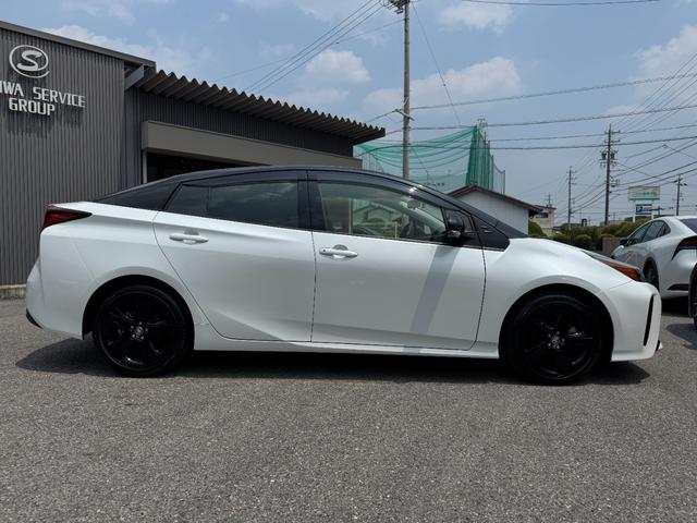 プリウス Sツーリングセレクション・ブラックエディション 【特別仕様車!ツートンカラー!!】純正8インチディスプレイオーディオ 両席シートヒーター ドラレコ前後 クルーズコントロール AC100Vコンセント トヨタセーフティセンス パノラミックビューモニター(8枚目)