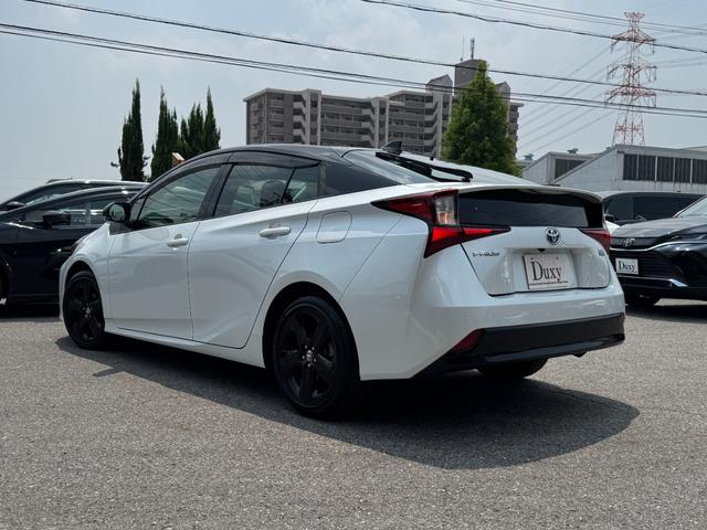 プリウス Sツーリングセレクション・ブラックエディション 【特別仕様車!ツートンカラー!!】純正8インチディスプレイオーディオ 両席シートヒーター ドラレコ前後 クルーズコントロール AC100Vコンセント トヨタセーフティセンス パノラミックビューモニター(21枚目)