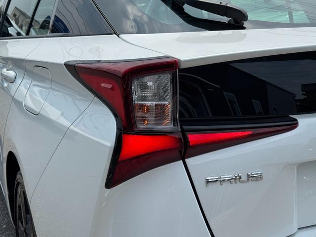 プリウス Sツーリングセレクション・ブラックエディション 【特別仕様車!ツートンカラー!!】純正8インチディスプレイオーディオ 両席シートヒーター ドラレコ前後 クルーズコントロール AC100Vコンセント トヨタセーフティセンス パノラミックビューモニター(27枚目)