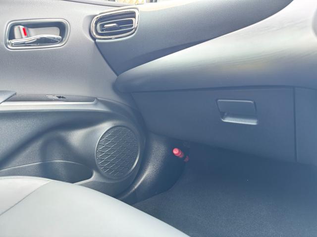 プリウス Sツーリングセレクション・ブラックエディション 【特別仕様車!ツートンカラー!!】純正8インチディスプレイオーディオ 両席シートヒーター ドラレコ前後 クルーズコントロール AC100Vコンセント トヨタセーフティセンス パノラミックビューモニター(66枚目)