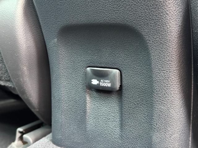 プリウス Sツーリングセレクション・ブラックエディション 【特別仕様車!ツートンカラー!!】純正8インチディスプレイオーディオ 両席シートヒーター ドラレコ前後 クルーズコントロール AC100Vコンセント トヨタセーフティセンス パノラミックビューモニター(73枚目)