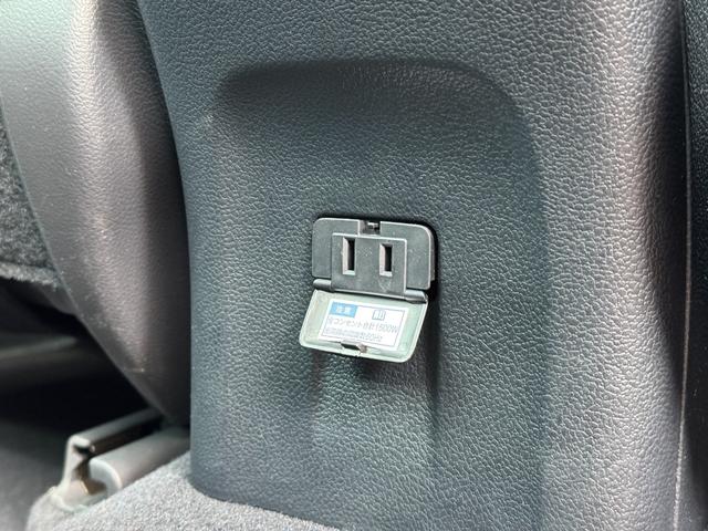 プリウス Sツーリングセレクション・ブラックエディション 【特別仕様車!ツートンカラー!!】純正8インチディスプレイオーディオ 両席シートヒーター ドラレコ前後 クルーズコントロール AC100Vコンセント トヨタセーフティセンス パノラミックビューモニター(74枚目)