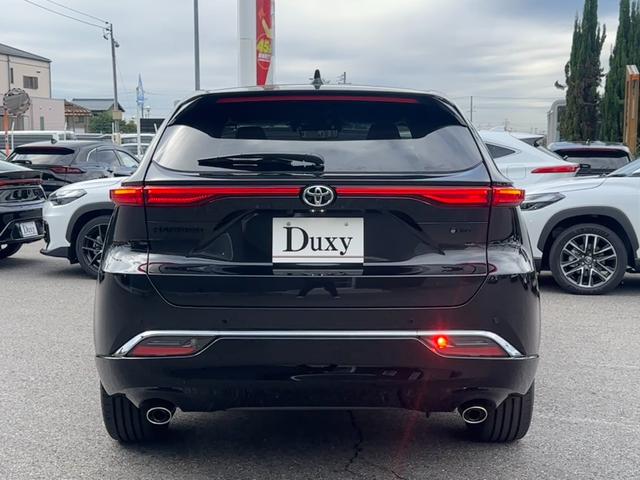 ハリアーハイブリッド Z レザーパッケージ・ナイトシェード 【特別仕様車!調光パノラマルーフ!!】ブラインドスポットモニター 12.3インチディスプレイオーディオ パノラミックビューモニター AC100V電源 パワーバッグドア JBLサウンドシステム Dミラー(6枚目)