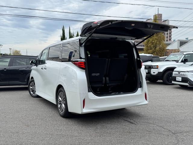 アルファードハイブリッド Z 【左右独立ムーンルーフ!13.2インチフリップダウンモニタ!】アドバンスドパーク 14インチディスプレイオーディオ 寒冷地仕様 スペアタイヤ ブラインドスポットモニター カラーヘッドアップディスプレイ(29枚目)