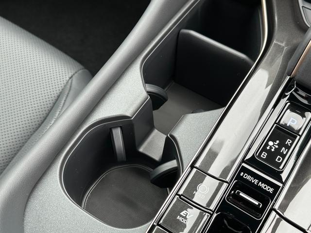 TOYOTA CROWN SPORT Z