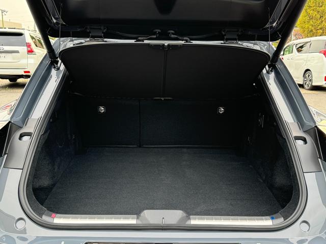 TOYOTA CROWN SPORT Z