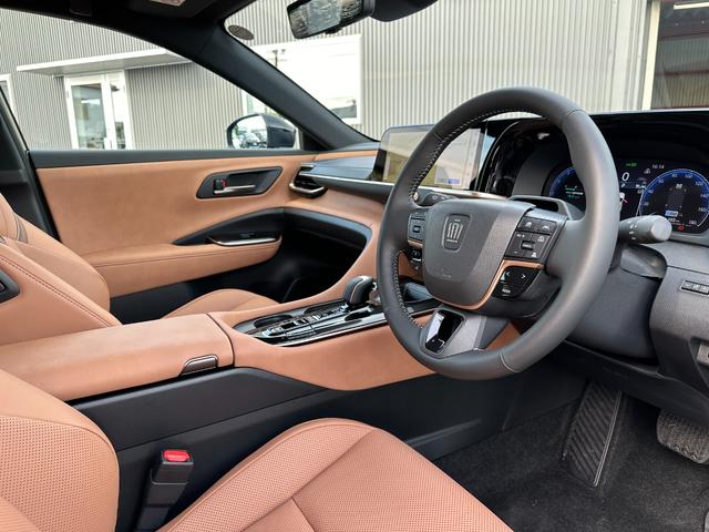 TOYOTA CROWN SPORT Z