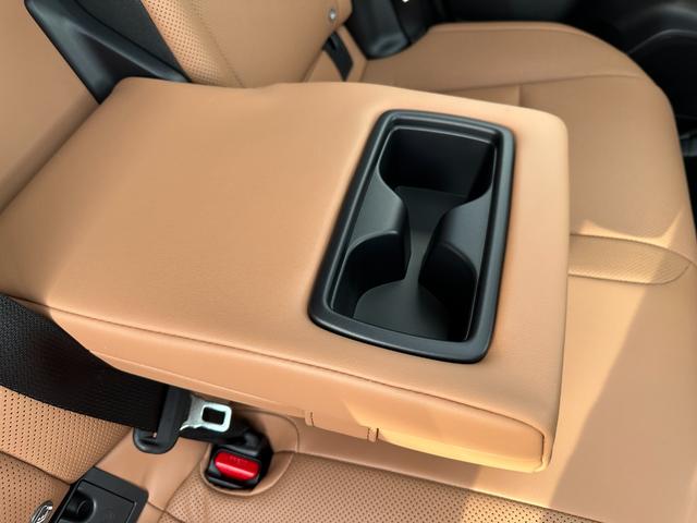 TOYOTA CROWN SPORT Z