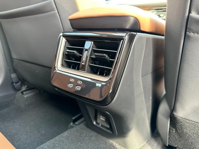 TOYOTA CROWN SPORT Z