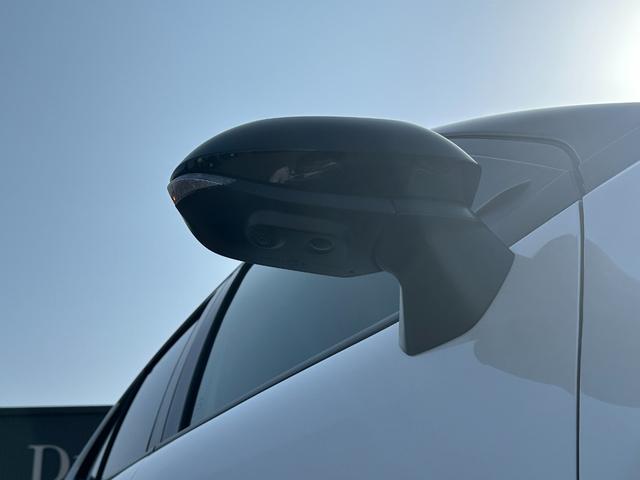 ヤリスクロス ハイブリッドZ 【モデリスタエアロ!トヨタチームメイト!】アドバンストパーク パノラミックビューモニター ブラインドスポットモニター シートヒーター ステアリングヒーター ディスプレイオーディオPlus パワーシート(19枚目)