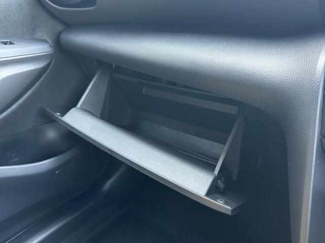 ヤリスクロス ハイブリッドZ 【モデリスタエアロ!トヨタチームメイト!】アドバンストパーク パノラミックビューモニター ブラインドスポットモニター シートヒーター ステアリングヒーター ディスプレイオーディオPlus パワーシート(65枚目)