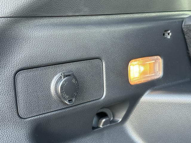 ヤリスクロス ハイブリッドZ 【モデリスタエアロ!トヨタチームメイト!】アドバンストパーク パノラミックビューモニター ブラインドスポットモニター シートヒーター ステアリングヒーター ディスプレイオーディオPlus パワーシート(80枚目)