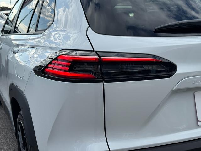 カローラクロス ＧＲスポーツ　【専用ブレーキキャリパー！パノラマルーフ！】パノラミックビューモニター　アダプティブハイビーム　ハンズフリーパワーバッグドア　ＬＥＤリアフォグランプ　ナノイーＸ　ＡＣ１００Ｖ電源　１０．５ＤＡ　ＢＳＭ（31枚目）