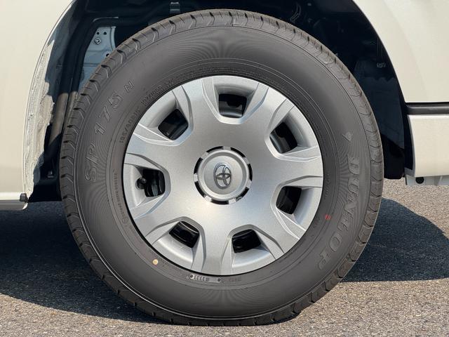 ハイエースバン ロングスーパーGL ダークプライムS 【即納!!特別仕様車!!】 ハーフレザーシート 寒冷地仕様 デジタルインナーミラー パノラミックビューモニター 両側パワースライドドア AC100V電源 オートエアコン レーンディパーチャーアラート(36枚目)