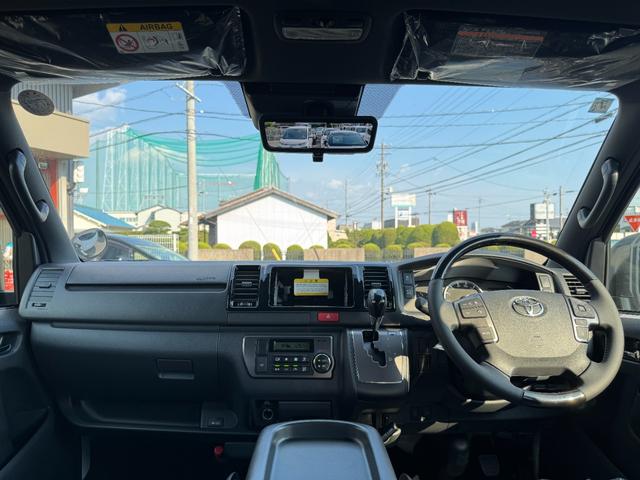 ハイエースバン ロングスーパーGL ダークプライムS 【即納!!特別仕様車!!】 ハーフレザーシート 寒冷地仕様 デジタルインナーミラー パノラミックビューモニター 両側パワースライドドア AC100V電源 オートエアコン レーンディパーチャーアラート(40枚目)