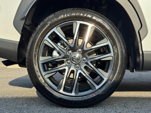 �����A���~�z�C�[�����C���X�g�[���ł��B�������ЊO�i�ւ̕ύX���\�ł��̂ł��C�y�ɃX�^�b�t�܂ł����k���������I�d�b�ԍ��O�T�U�P�|�R�R�|�Q�O�R�R���^�C���݂̂̌������󂯕t���Ă���܂��̂ŁA�����k��������