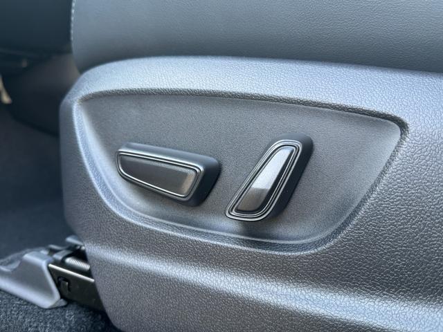 クラウンスポーツ Z 【モデリスタエアロ!パノラミックビューモニター】ITSコネクト アドバンスドパーク 12.3インチディスプレイオーディオ アダプティブハイビーム ステアリングヒーター シートヒーター ベンチレーション(68枚目)