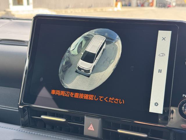 �y�p�m���~�b�N�r���[���j�^�[�z�R�U�O�x�J��������������Ă���܂��I�ԓ��̃X�C�b�`�Ő؂�ւ��\�ł��I���o�[�X���ɂ́A�����Ńo�b�N�J�����ƕ��p�ŉf���o����܂��̂ŁA�S���͂��m�F���Ȃ����މ\�ł��I�I�I