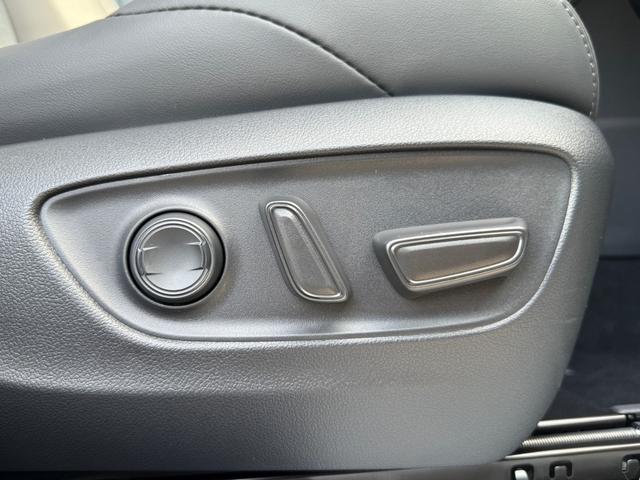 �y�p���[�V�[�g�z�p���[�V�[�g�𑕔����Ă���܂��I���D�݂̈ʒu�ɃZ�b�e�B���O�\�ł��I�d���ōׂ����ʒu�������\�ł��̂ŁA�x�X�g�ȃ|�W�V�����ɃZ�b�e�B���O���邱�Ƃ��\�ł��I�����X�A���҂����Ă���܂��I