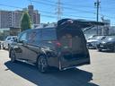 Ｚ　プレミア　【残価設定ローン可能！後席モニター！】左右独立ムーンルーフ　デジタルインナーミラー　ヘッドアップディスプレイ　トヨタチームメイト　１４型ディスプレイ　ワイヤレス充電　ベンチレーション　パワーバックドア（24枚目）