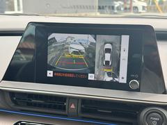 【パノラミックビューモニター】３６０度カメラも装着されております！車内のスイッチで切り替え可能です！リバース時には、自動でバックカメラと併用で映し出されますので、全周囲を確認しながら後退可能です！！！ 5