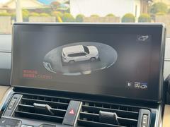 【パノラミックビューモニター】３６０度カメラも装着されております！車内のスイッチで切り替え可能です！リバース時には、自動でバックカメラと併用で映し出されますので、全周囲を確認しながら後退可能です！！！ 6