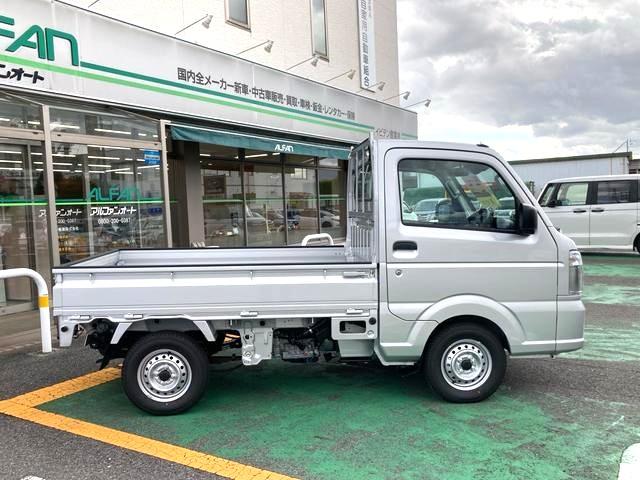 ミニキャブトラック みのり ★届出済未使用車 ★衝突被害軽減システム ★4WD ★キーレスエントリー ★ダブルエアバック ★ABS ★PW ★エアコン ★パーキングセンサー(8枚目)