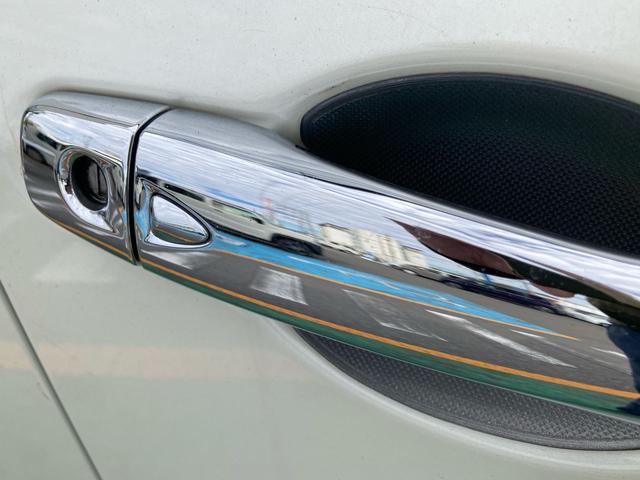 キックス Ｘ　★衝突被害軽減システム　★走行６００００ｋｍ　★ドライブレコーダー　★クルーズコントロール　★全方位カメラ　★ナビ　★ＥＴＣ　★スマートキー　★ＬＥＤヘッドライト（11枚目）