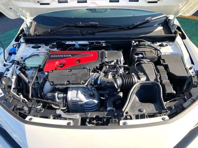 エンジン廻りは、純正状態ですので、安心してお乗りいただけます。