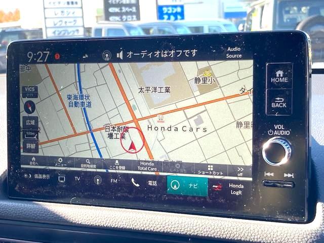 嬉しいナビ付！これで遠出も安心です。家族との旅行もスムーズに行けて疲労軽減にも繋がります。