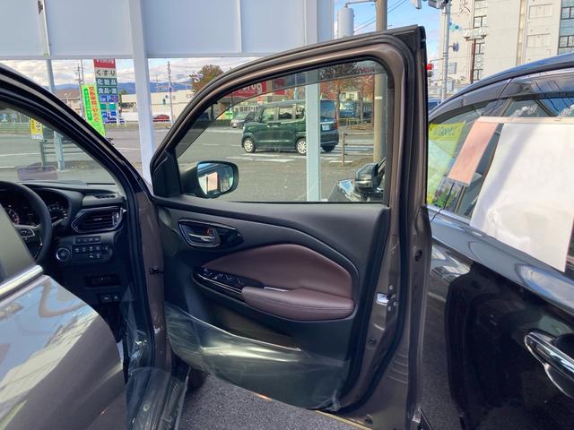 フロンクス ベースグレード ★衝突被害軽減システム ハイブリッド 4WD ドライブレコーダー クルーズコントロール 全方位カメラ ナビ ETC スマートキー HUD LEDヘッドライト シートヒーター ヒルディセントコントロール(17枚目)