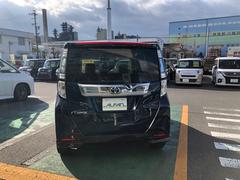 プライバシーガラス付きで車内のセキュリティーも安心。ＵＶカット機能まで付いてて女性に優しいです。 5