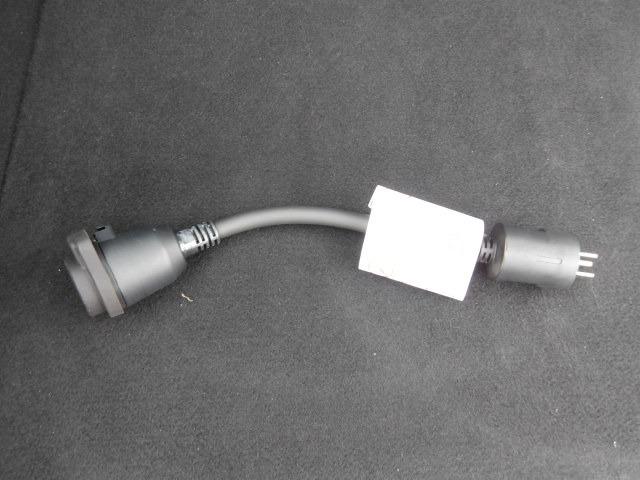 プリウスＰＨＶ Ｓナビパッケージ・ＧＲスポーツ　ブルートゥース対応純正１１．６インチフルセグナビ　ＧＲハーフレザーシート　バックカメラ　純正ドライブレコーダー　シートヒーター　ＥＴＣ２．０　ＧＲレザーステア　クルーズコントロール　トヨタセーフティ（36枚目）