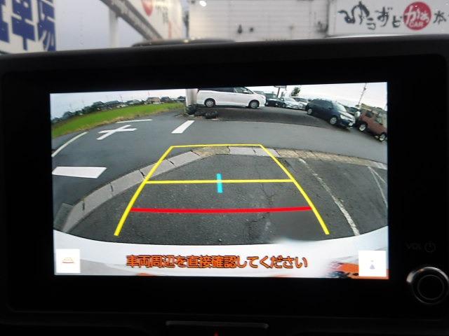 ヤリス Ｘ　ブルートゥース対応純正ディスプレイオーディオ　バックカメラ　衝突軽減ブレーキ　コーナーセンサー　ステアリングリモコン　ＥＴＣ　オートヘッドライト　オートハイビーム　レーンアシスト　フロアマット（25枚目）