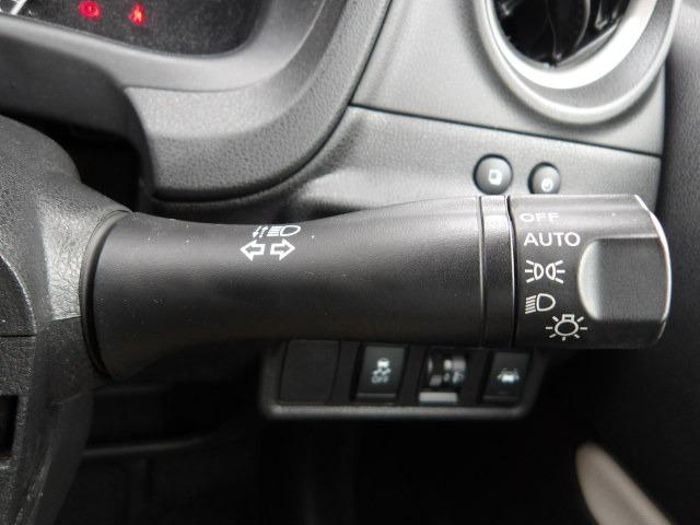 ノート ｅ－パワー　Ｂ　全方位カメラ　デジタルインナーミラー　コーナーセンサー　ＥＴＣ　衝突軽減ブレーキ　レーンアラート　スマートキー　電動格納ドアミラー　フロアマット　サイドバイザー　オートヘッドライト　ドライブモード（28枚目）