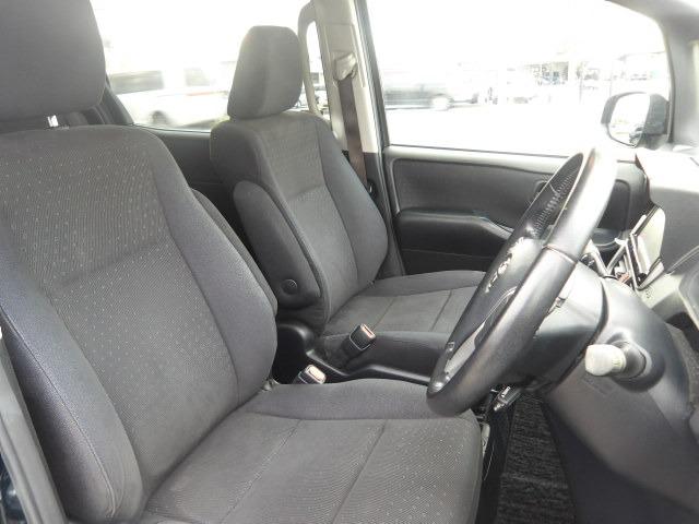 ヴォクシー ハイブリッドV クルーズコントロール コーナーセンサー パワースライドドア シートヒーター 純正SDナビ Bluetooth バックカメラ ETC リヤエアコン EV/ECO/PWRモード LEDオートヘッドライト(14枚目)