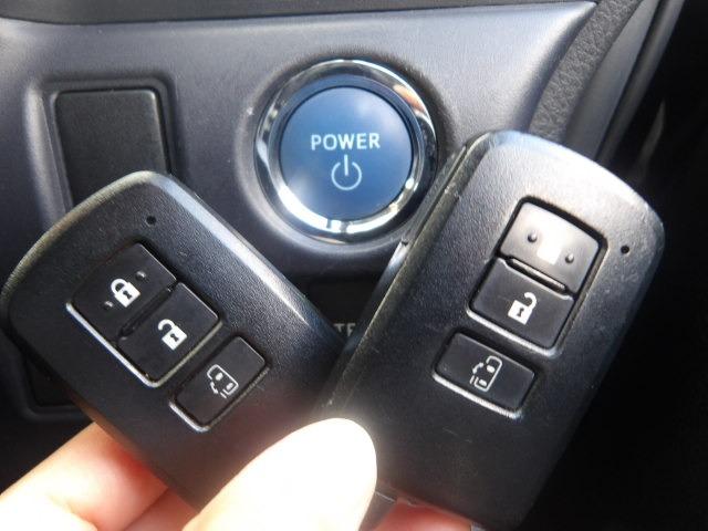 ヴォクシー ハイブリッドV クルーズコントロール コーナーセンサー パワースライドドア シートヒーター 純正SDナビ Bluetooth バックカメラ ETC リヤエアコン EV/ECO/PWRモード LEDオートヘッドライト(22枚目)