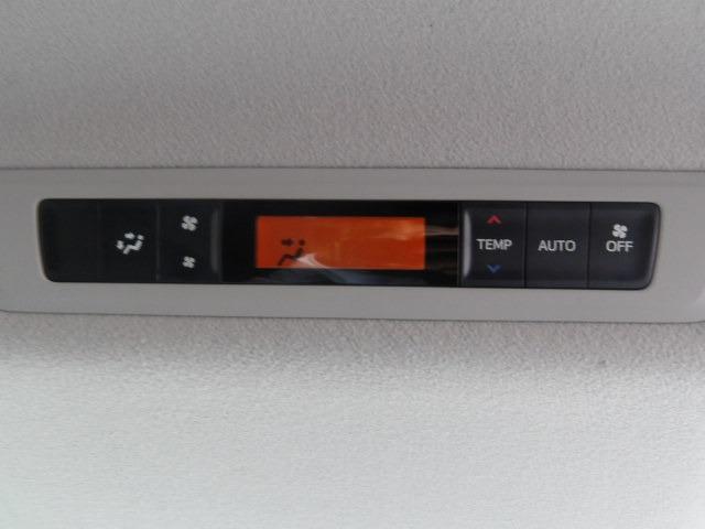 ヴォクシー ハイブリッドV クルーズコントロール コーナーセンサー パワースライドドア シートヒーター 純正SDナビ Bluetooth バックカメラ ETC リヤエアコン EV/ECO/PWRモード LEDオートヘッドライト(29枚目)