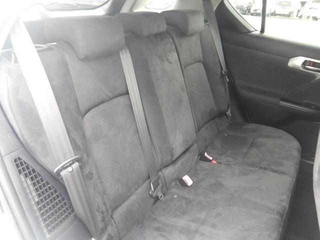 CT CT200h バージョンC クルーズコントロール アイドリングストップ 純正HDDナビ フルセグテレビ ETC シートヒーター ステアリングリモコン HIDオートヘッドライト プッシュスタート スマートキー2つ トノカバー(16枚目)