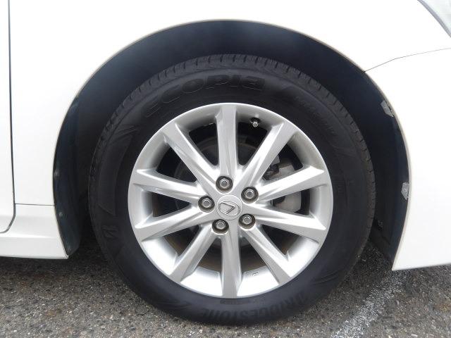 CT CT200h バージョンC クルーズコントロール アイドリングストップ 純正HDDナビ フルセグテレビ ETC シートヒーター ステアリングリモコン HIDオートヘッドライト プッシュスタート スマートキー2つ トノカバー(21枚目)