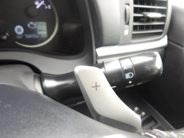 CT CT200h バージョンC クルーズコントロール アイドリングストップ 純正HDDナビ フルセグテレビ ETC シートヒーター ステアリングリモコン HIDオートヘッドライト プッシュスタート スマートキー2つ トノカバー(31枚目)