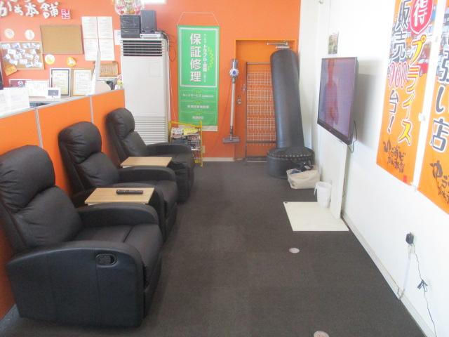 CT CT200h バージョンC クルーズコントロール アイドリングストップ 純正HDDナビ フルセグテレビ ETC シートヒーター ステアリングリモコン HIDオートヘッドライト プッシュスタート スマートキー2つ トノカバー(67枚目)