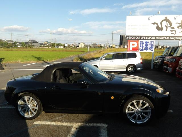 ロードスター RS 6MT GReddy2本出しマフラー ビルシュタイン車高調 ESPELIRダウンサス BOSEサウンドシステム ETC ステアリングリモコン フロアマット オープンルーフ 純正17インチアルミホイール(6枚目)