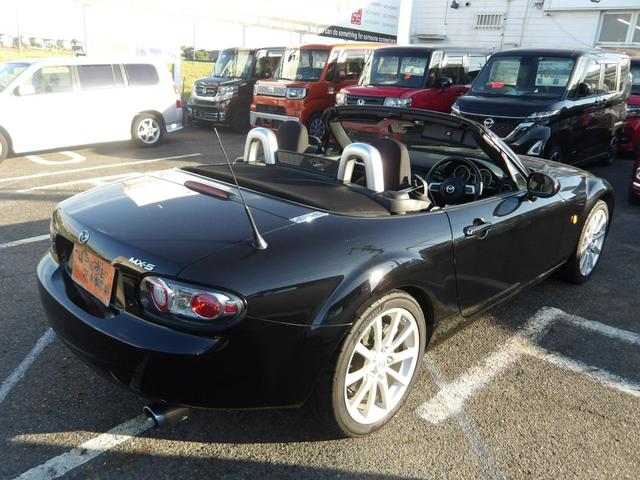 ロードスター RS 6MT GReddy2本出しマフラー ビルシュタイン車高調 ESPELIRダウンサス BOSEサウンドシステム ETC ステアリングリモコン フロアマット オープンルーフ 純正17インチアルミホイール(10枚目)